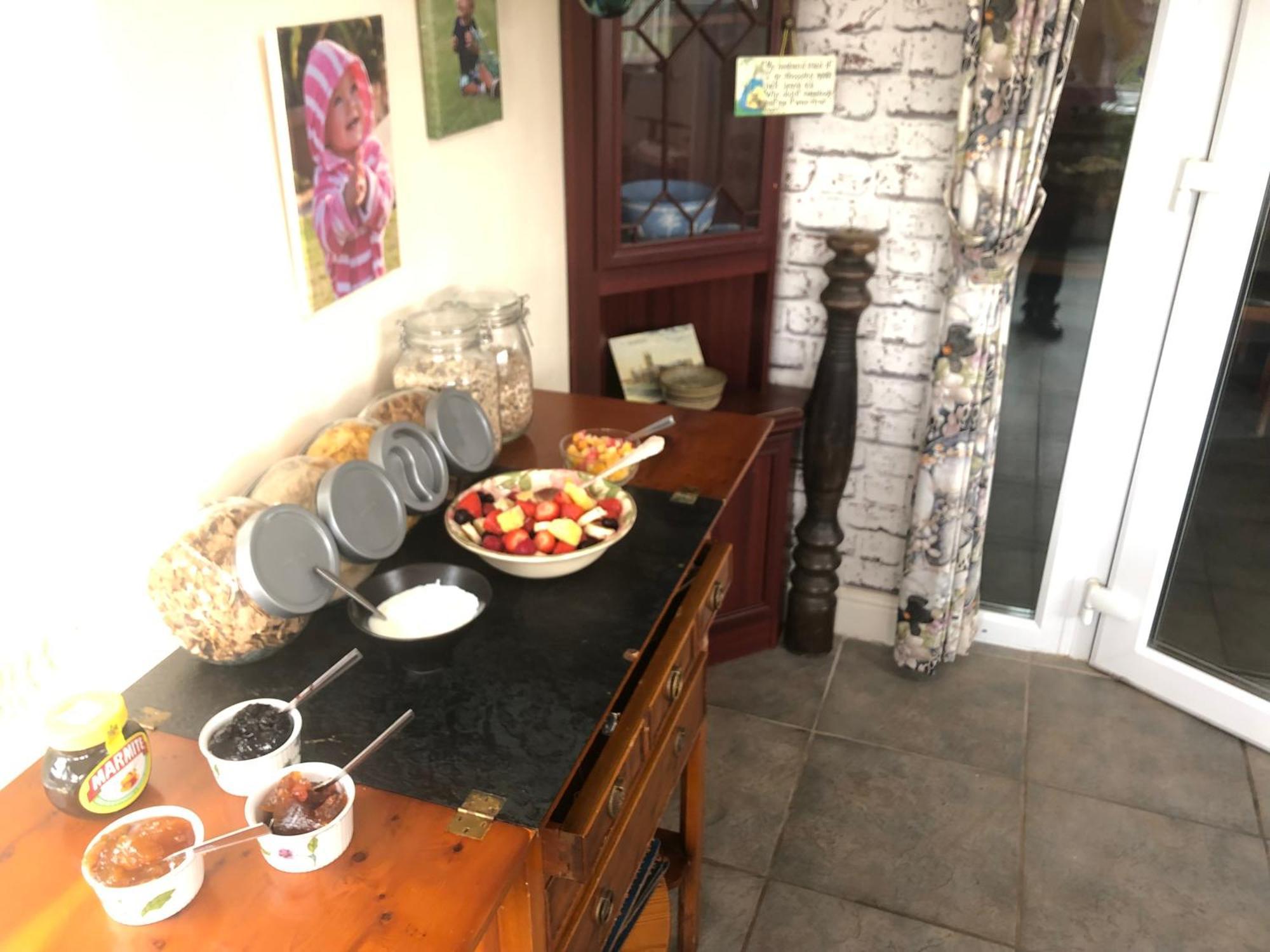 Twyford Homestay B&B لاندريندود ويلز المظهر الخارجي الصورة
